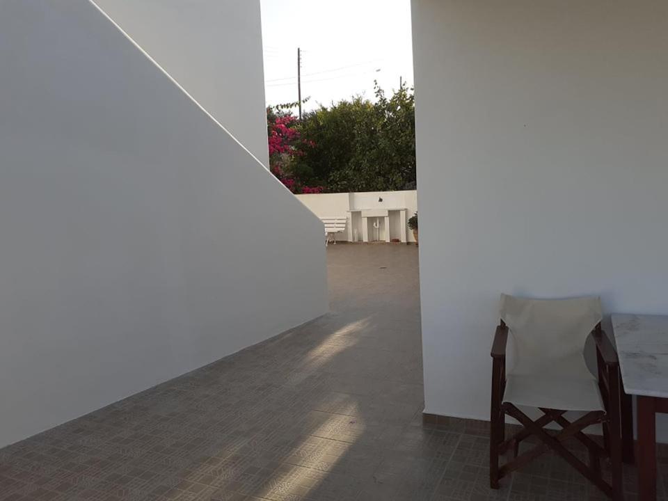 דירות Triovasálos Matilda Milos - Cycladic Living מראה חיצוני תמונה