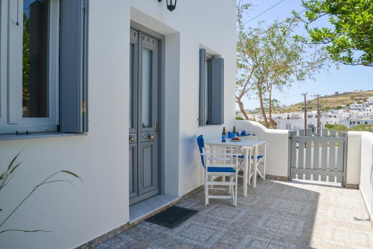 דירות Triovasálos Matilda Milos - Cycladic Living מראה חיצוני תמונה