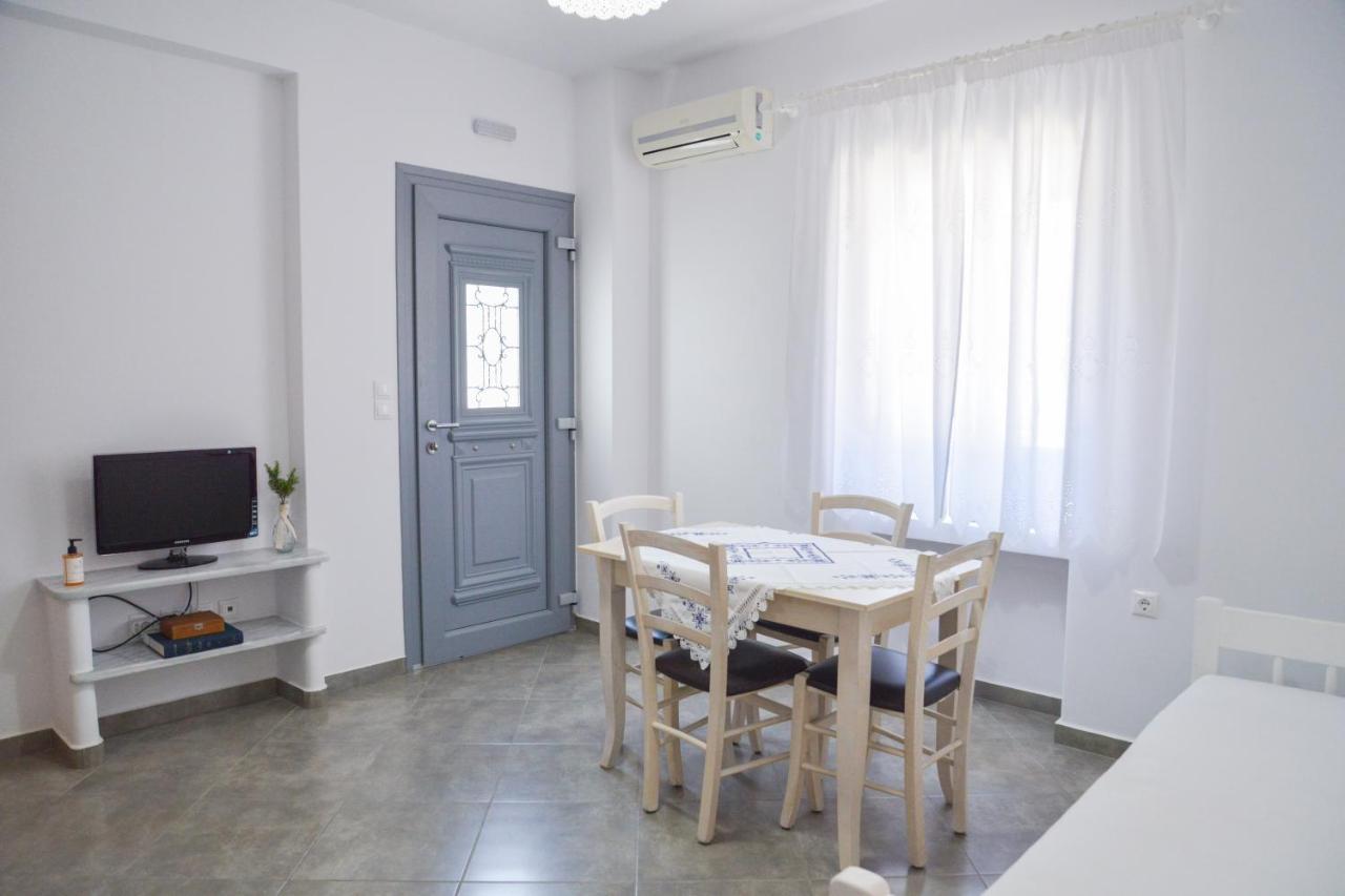 דירות Triovasálos Matilda Milos - Cycladic Living מראה חיצוני תמונה