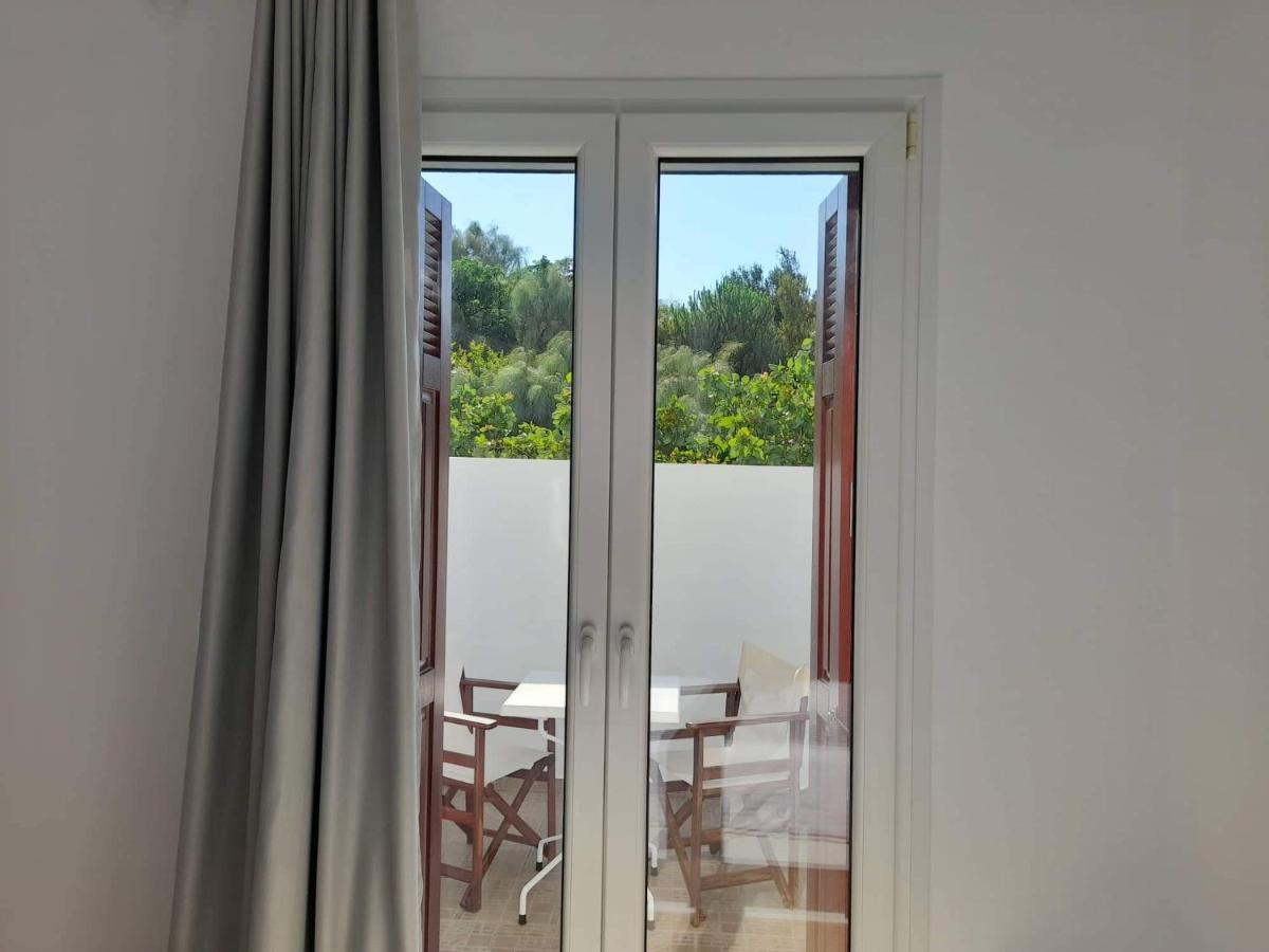 דירות Triovasálos Matilda Milos - Cycladic Living מראה חיצוני תמונה